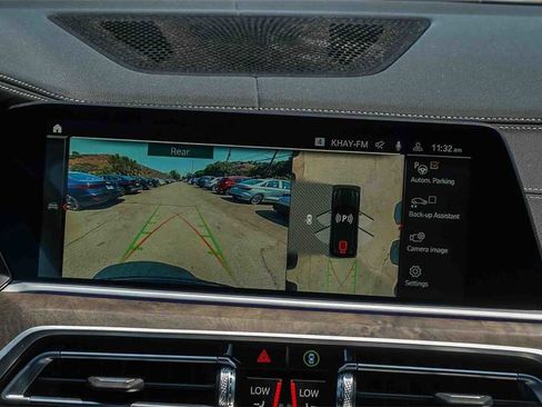 Used 2022 BMW X5 sDrive40i w/ Parking Assistance Package image 14