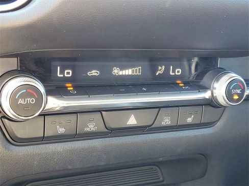 Used 2022 MAZDA CX-30 AWD 2.5 S w/ Premium Package image 28