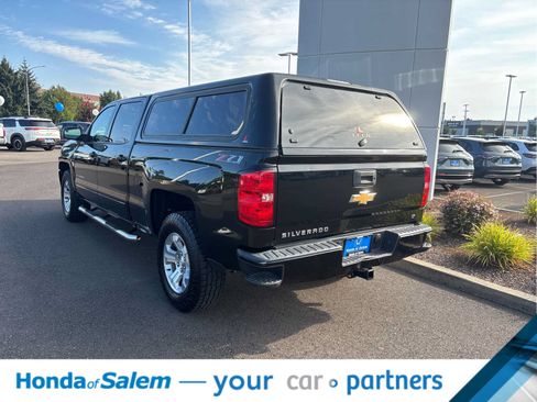 Used 2018 Chevrolet Silverado 1500 LT w/ All Star Edition AWD/4WD image 4