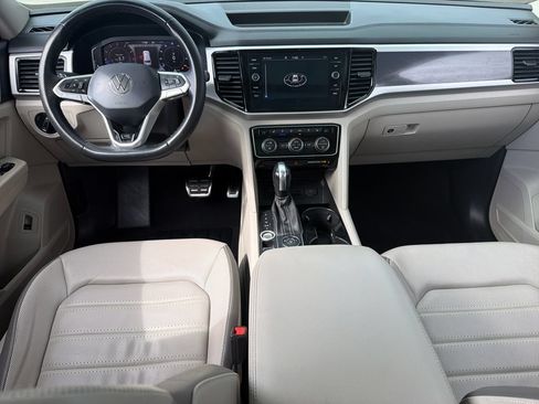 Certified 2023 Volkswagen Atlas SEL Premium AWD/4WD image 22