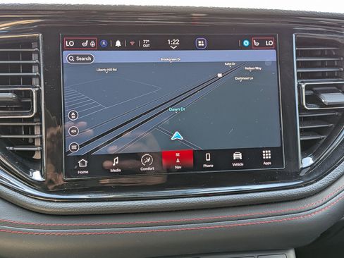 Used 2024 Dodge Durango GT image 23