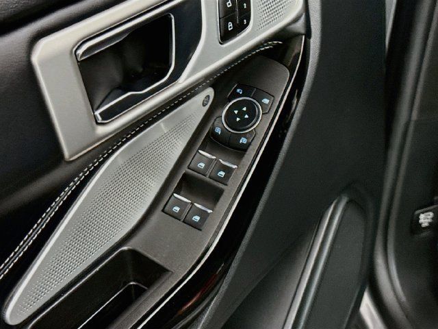 Used 2023 Ford Explorer ST w/ Equipment Group 401A AWD/4WD image 18