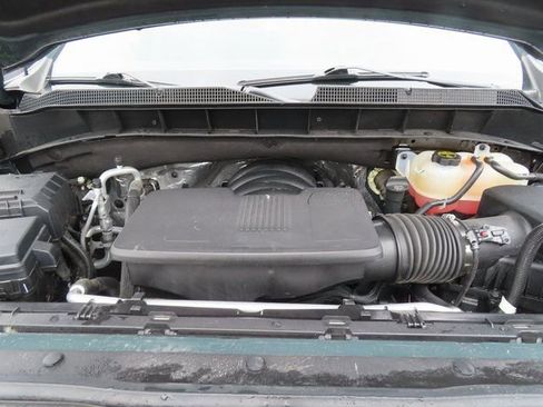 Used 2025 Chevrolet Silverado 1500 LT AWD/4WD image 38