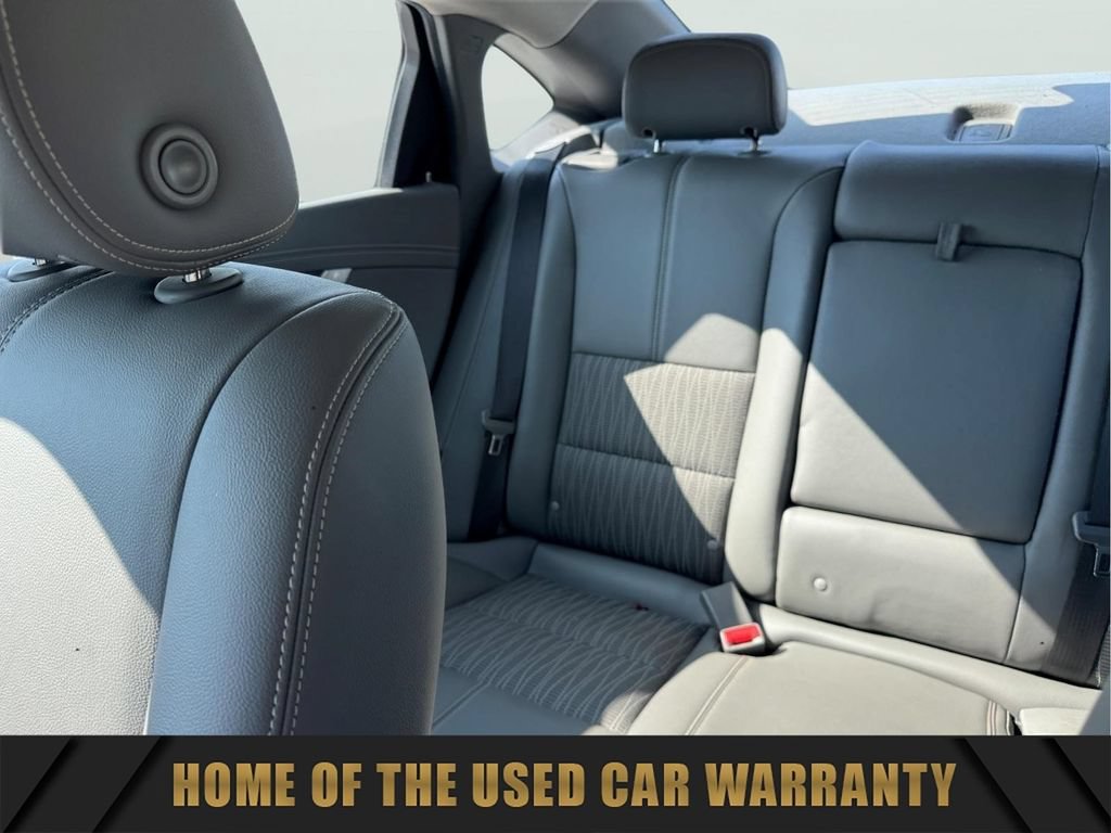 Certified 2017 Chevrolet Impala LT FWD image 18