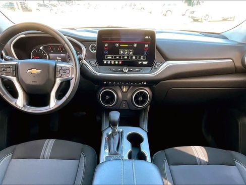 Used 2023 Chevrolet Blazer LT image 13