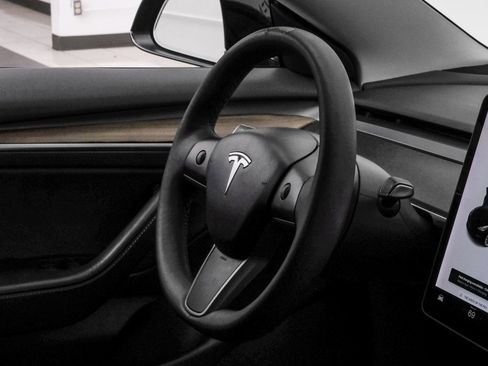 Used 2022 Tesla Model 3 Long Range image 22