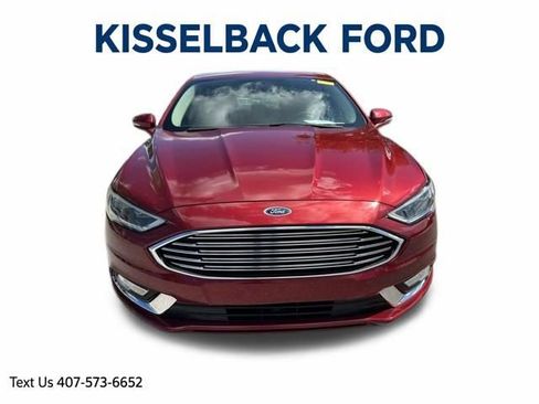 Used 2017 Ford Fusion SE w/ Fusion SE Technology Package FWD image 8