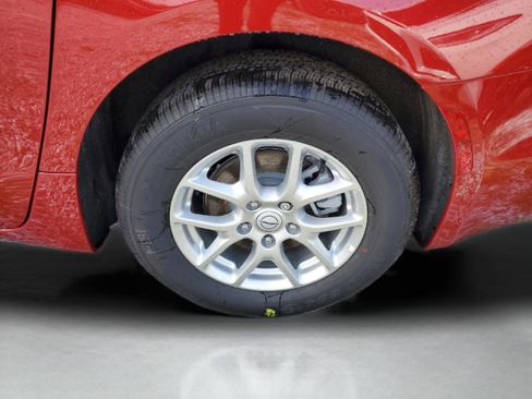 New 2026 Chrysler Voyager LX image 5