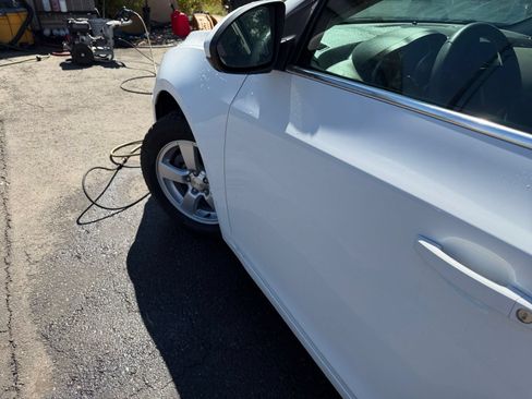 Used 2016 Chevrolet Cruze LT FWD image 25