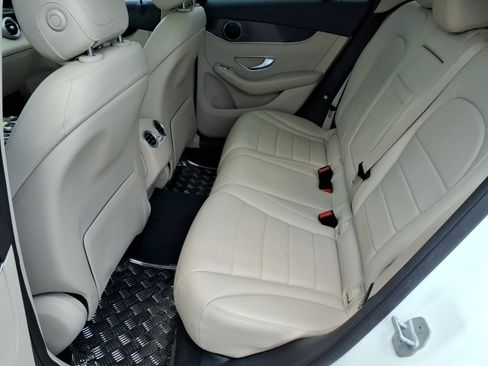 Used 2016 Mercedes-Benz GLC 300 image 21