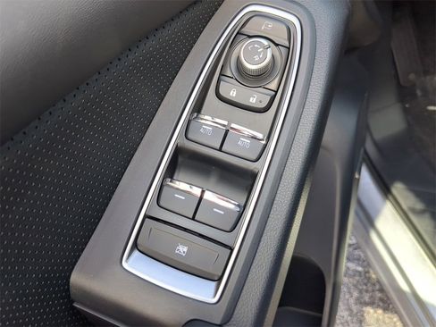 Certified 2026 Subaru Ascent Limited image 18