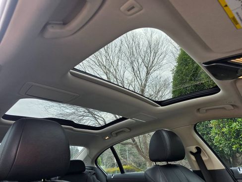 Used 2019 BMW 740i xDrive AWD/4WD image 41