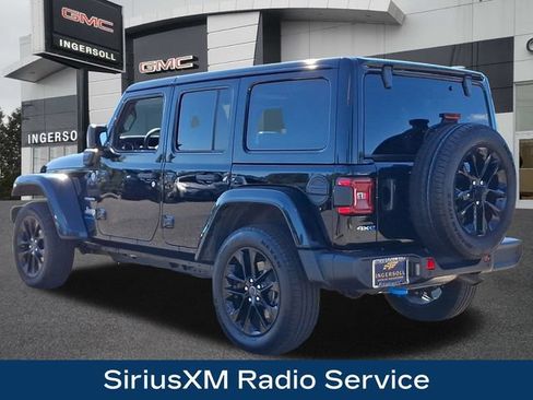 Used 2024 Jeep Wrangler Unlimited Sahara w/ Technology Group AWD/4WD image 24