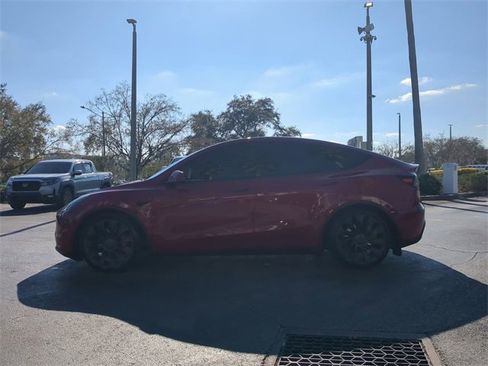 Used 2022 Tesla Model Y Performance image 8