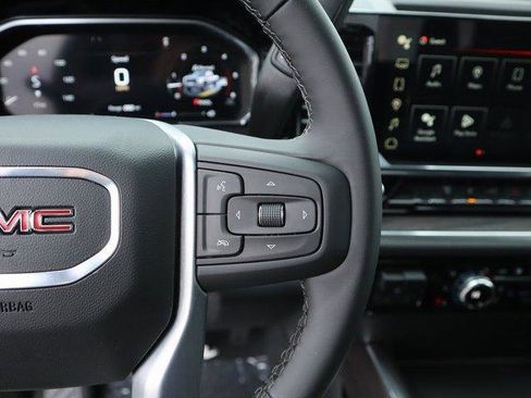 New 2026 GMC Sierra 2500 SLT w/ SLT Convenience Package image 33