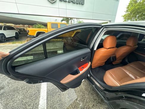 Used 2012 Lexus ES 350 w/ Touring Special Edition FWD image 19