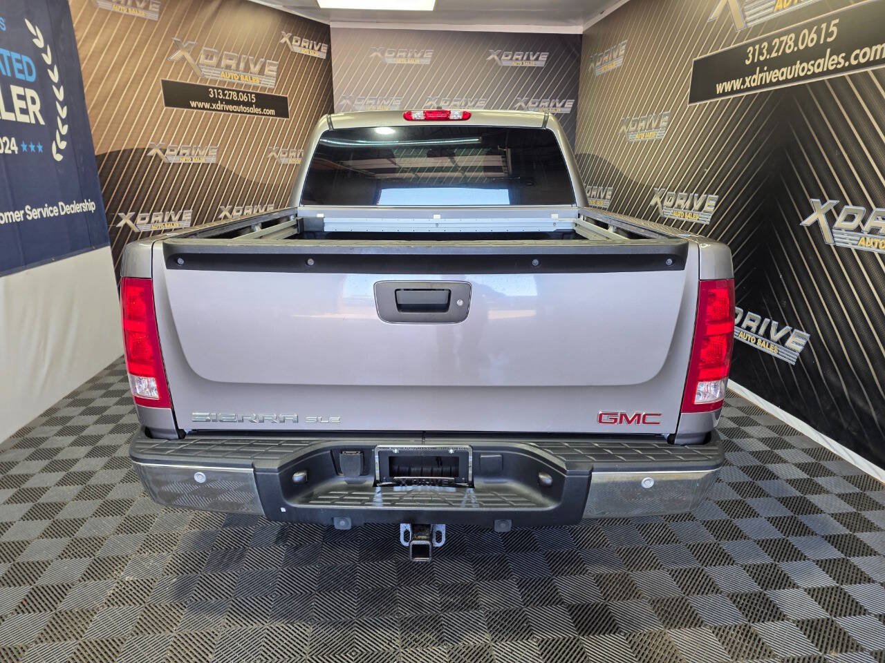 Used 2009 GMC Sierra 1500 SLE w/ Power Pack Plus AWD/4WD image 13