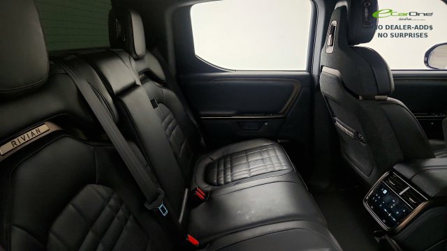 Used 2026 Rivian R1T Premium Tri AWD/4WD image 38