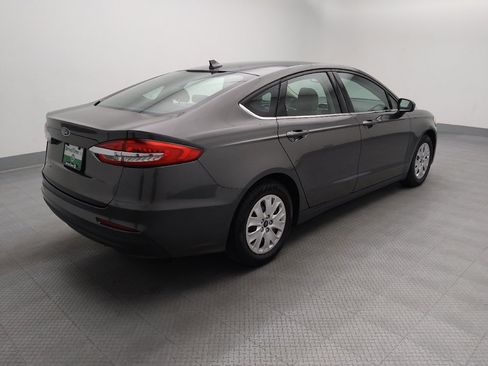 Used 2020 Ford Fusion S FWD image 10