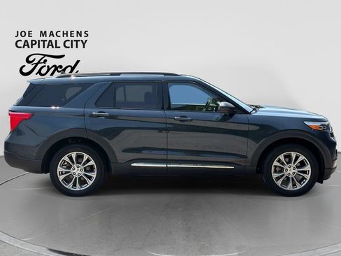Used 2023 Ford Explorer XLT w/ Equipment Group 202A AWD/4WD image 3