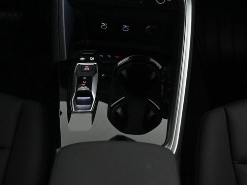 Used 2025 Audi Q5 Premium Plus w/ Premium Plus image 14