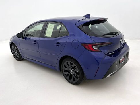 Used 2025 Toyota Corolla XSE image 9