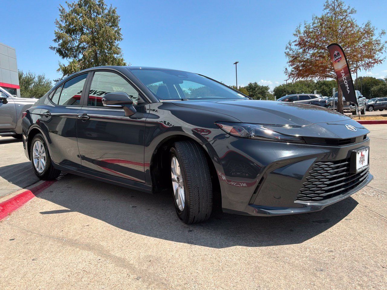 Used 2026 Toyota Camry LE FWD image 4