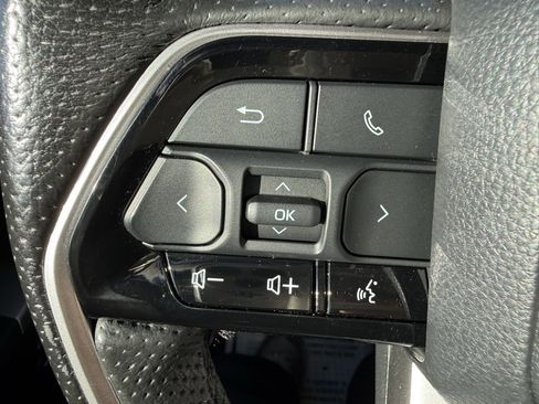 Used 2023 Toyota Sequoia Platinum image 21