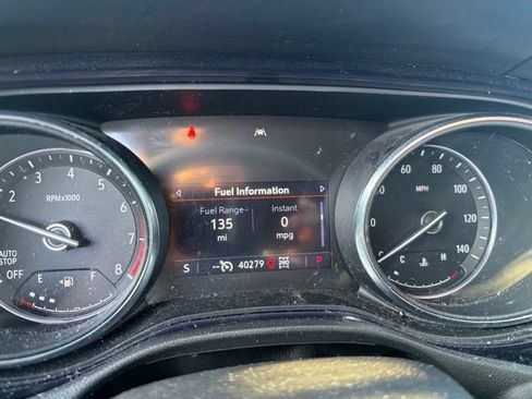 Used 2023 Buick Encore GX Select w/ Sport Touring Package AWD/4WD image 12