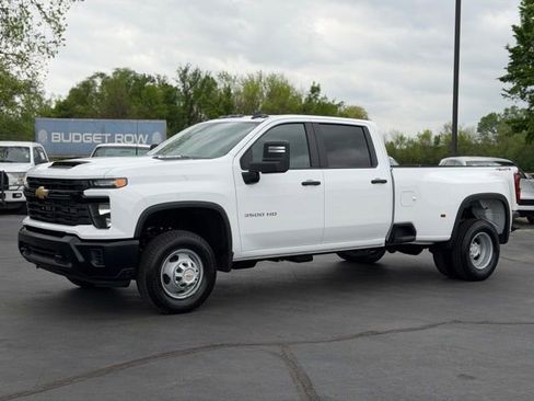 New 2026 Chevrolet Silverado 3500 W/T AWD/4WD image 3