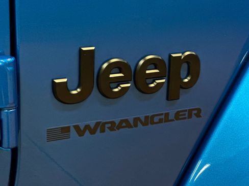 New 2026 Jeep Wrangler Unlimited Sahara AWD/4WD image 26
