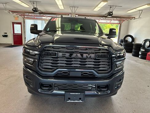 Certified 2025 RAM 2500 Big Horn AWD/4WD image 4