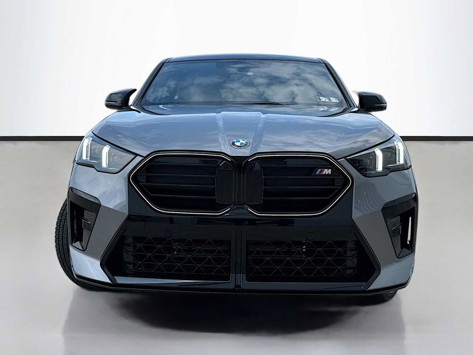 New 2026 BMW X2 M35i w/ Technology Package AWD/4WD image 2