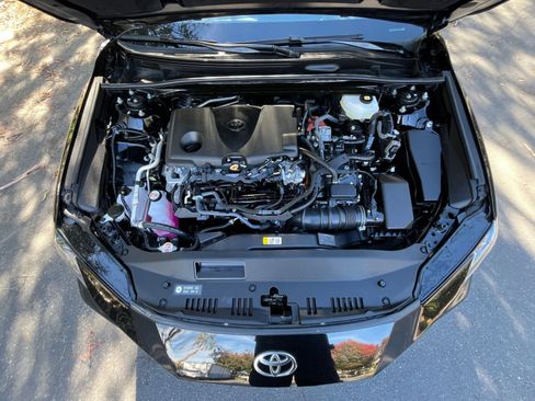 Used 2025 Toyota Camry LE image 31