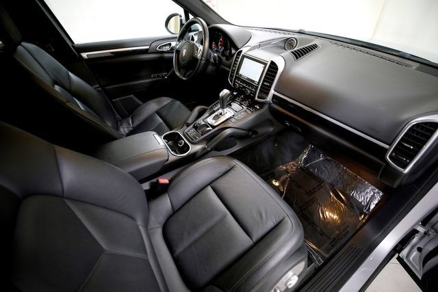 Used 2014 Porsche Cayenne AWD/4WD image 5