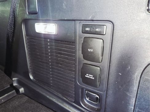 Used 2025 Ford Expedition Active image 21