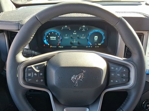 New 2025 Ford Bronco Outer Banks image 16