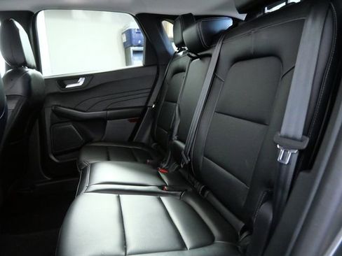Certified 2025 Ford Escape Platinum AWD/4WD image 15