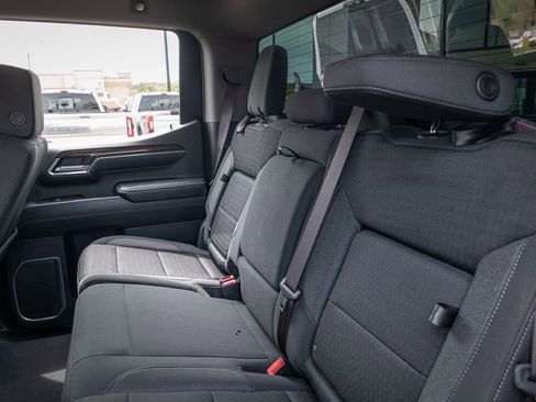 Used 2023 GMC Sierra 1500 Elevation image 27