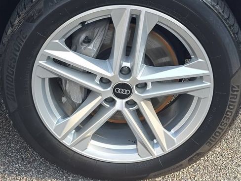 Used 2022 Audi Q5 e Premium Plus AWD/4WD image 11