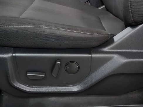 Used 2019 Ford F150 XLT w/ Equipment Group 302A Luxury AWD/4WD image 21