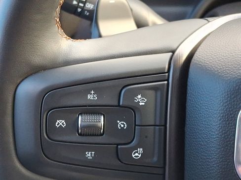 Used 2025 GMC Sierra 1500 AT4 image 24