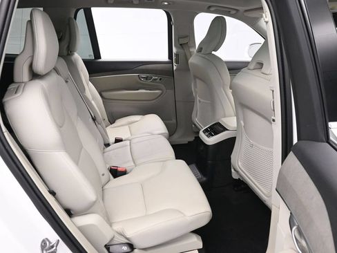 Used 2024 Volvo XC90 T8 Plus AWD/4WD image 18