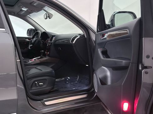 Used 2016 Audi Q5 2.0T Premium Plus w/ Technology Package image 24