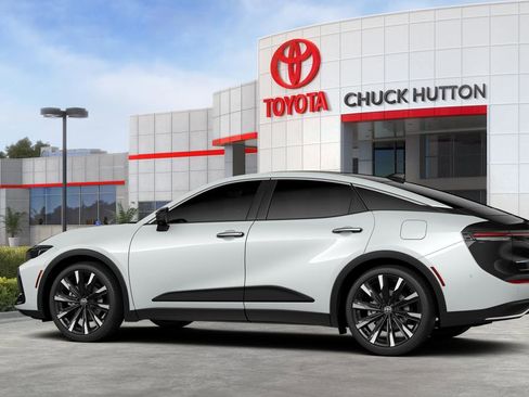 Used 2025 Toyota Crown Platinum image 34