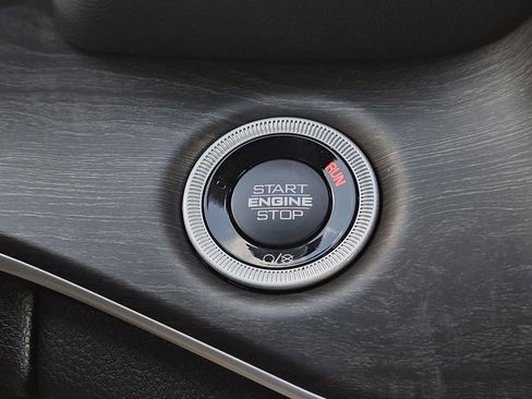 New 2025 Jeep Grand Cherokee L Limited image 23