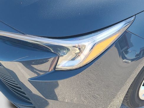 Certified 2025 Toyota Corolla LE FWD image 20