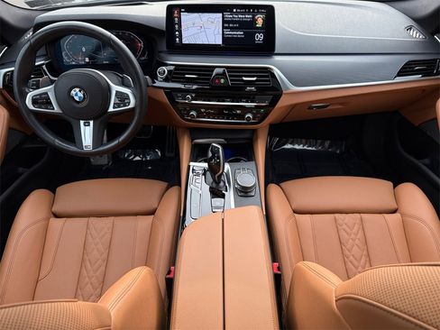 Certified 2023 BMW 540i xDrive w/ M Sport Package image 10