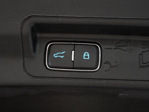 Used 2020 Ford Explorer ST image 10