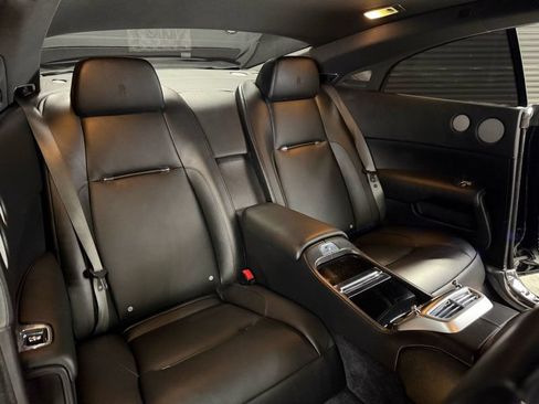 Used 2015 Rolls-Royce Wraith RWD image 25